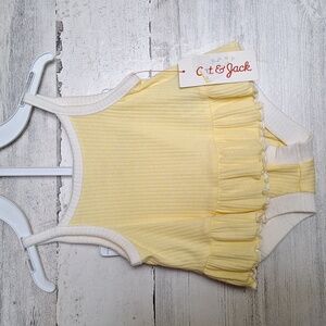 Cat and Jack Size 0-3 months Girl 2-piece set Yellow